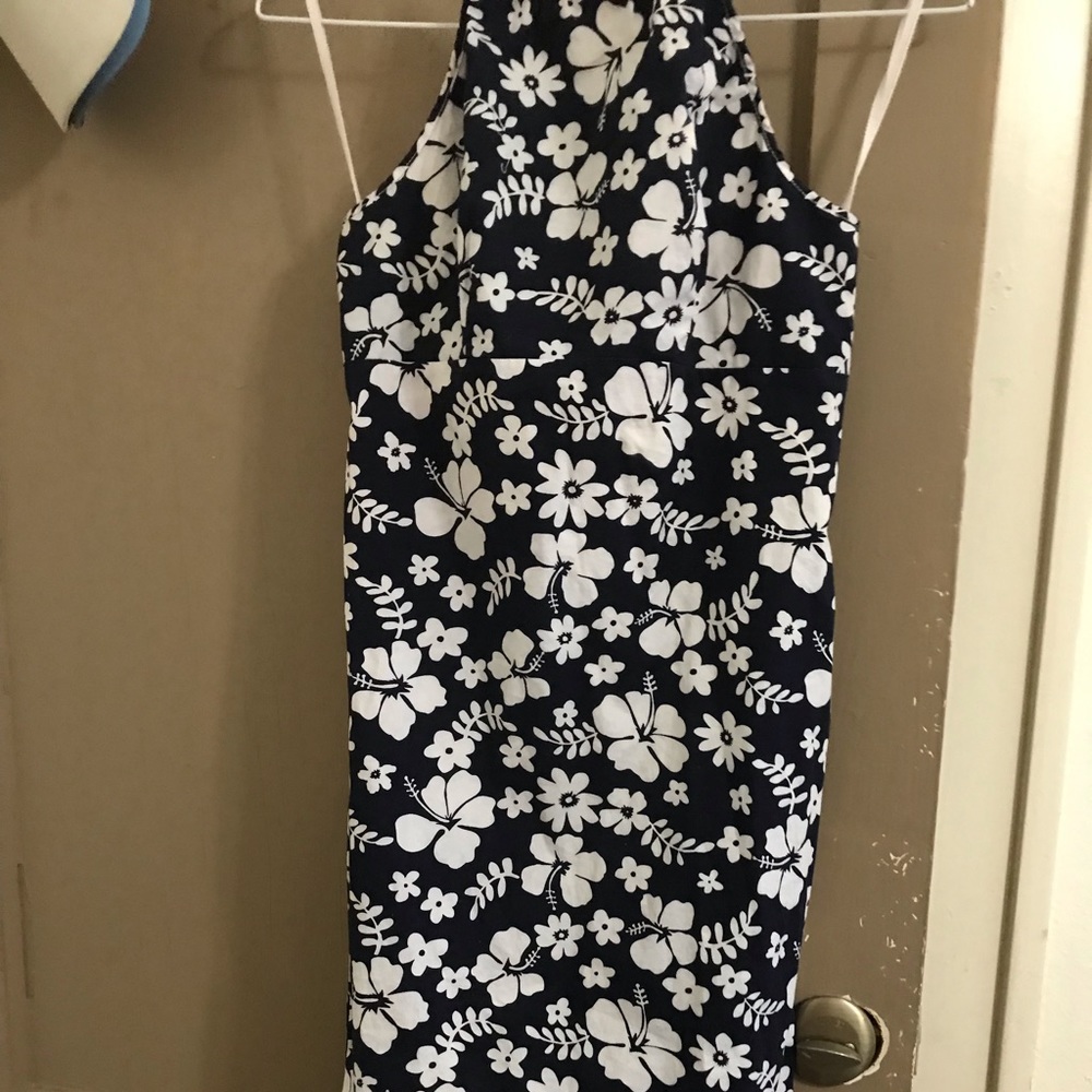 Rampage dress size 7. Hawaiian/floral print